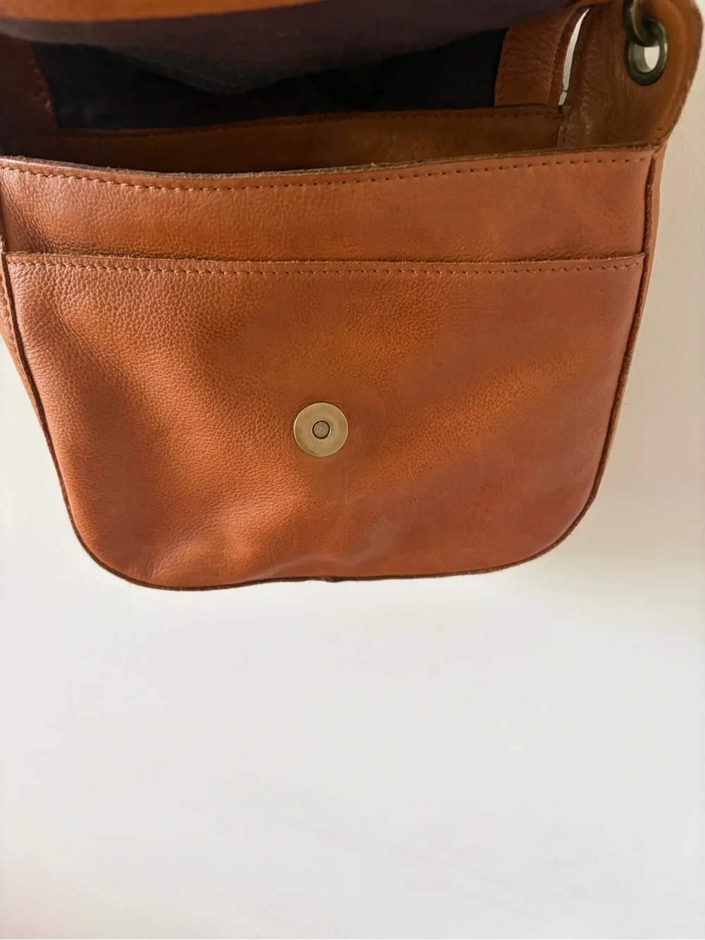 Leather Crossbody Saddle Bag in Tan 8x9 strap drop at longest 26